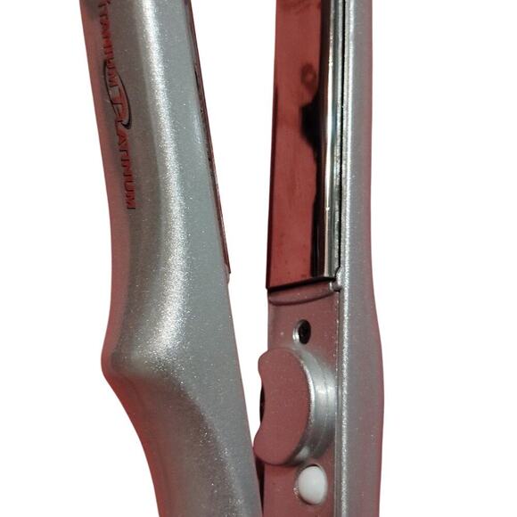 Mini Ion Titanium Hair Straightener  Silver Edition - Picture 5 of 7
